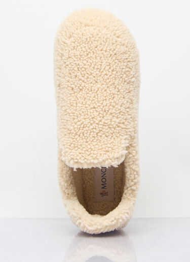Moncler Snug Shearling Flats Cream mon0258032