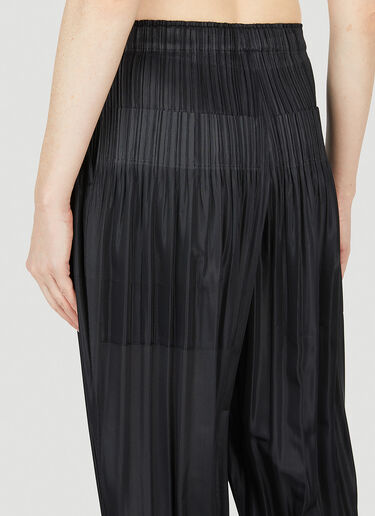 Pleats Please Issey Miyake フラッフィテーパードパンツ ブラック plp0252011