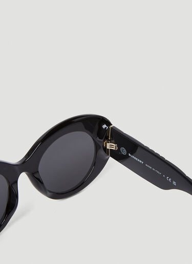 Burberry Lola Sunglasses Black lxb0251005