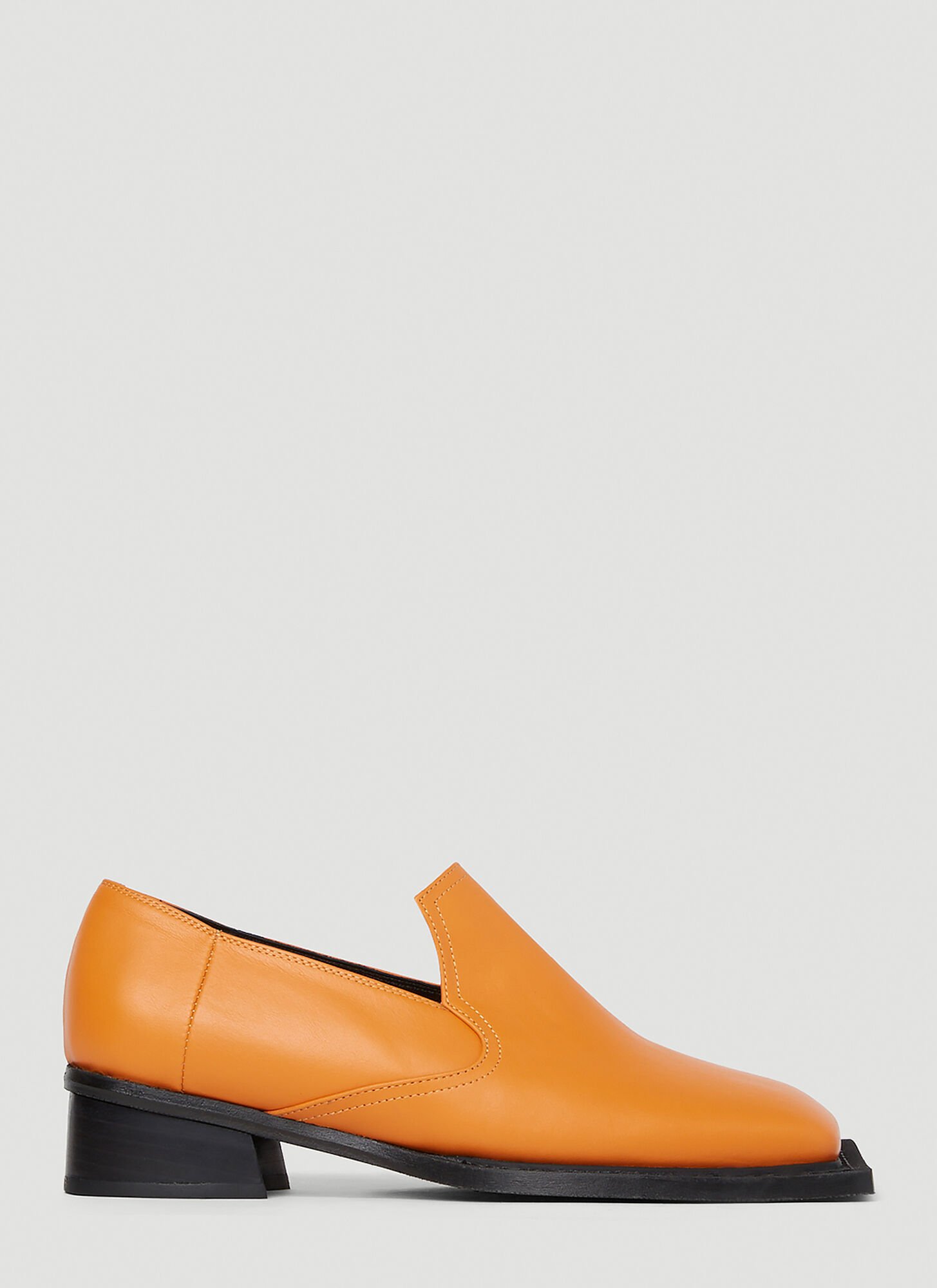Ninamounah Howled Loafers In Orange