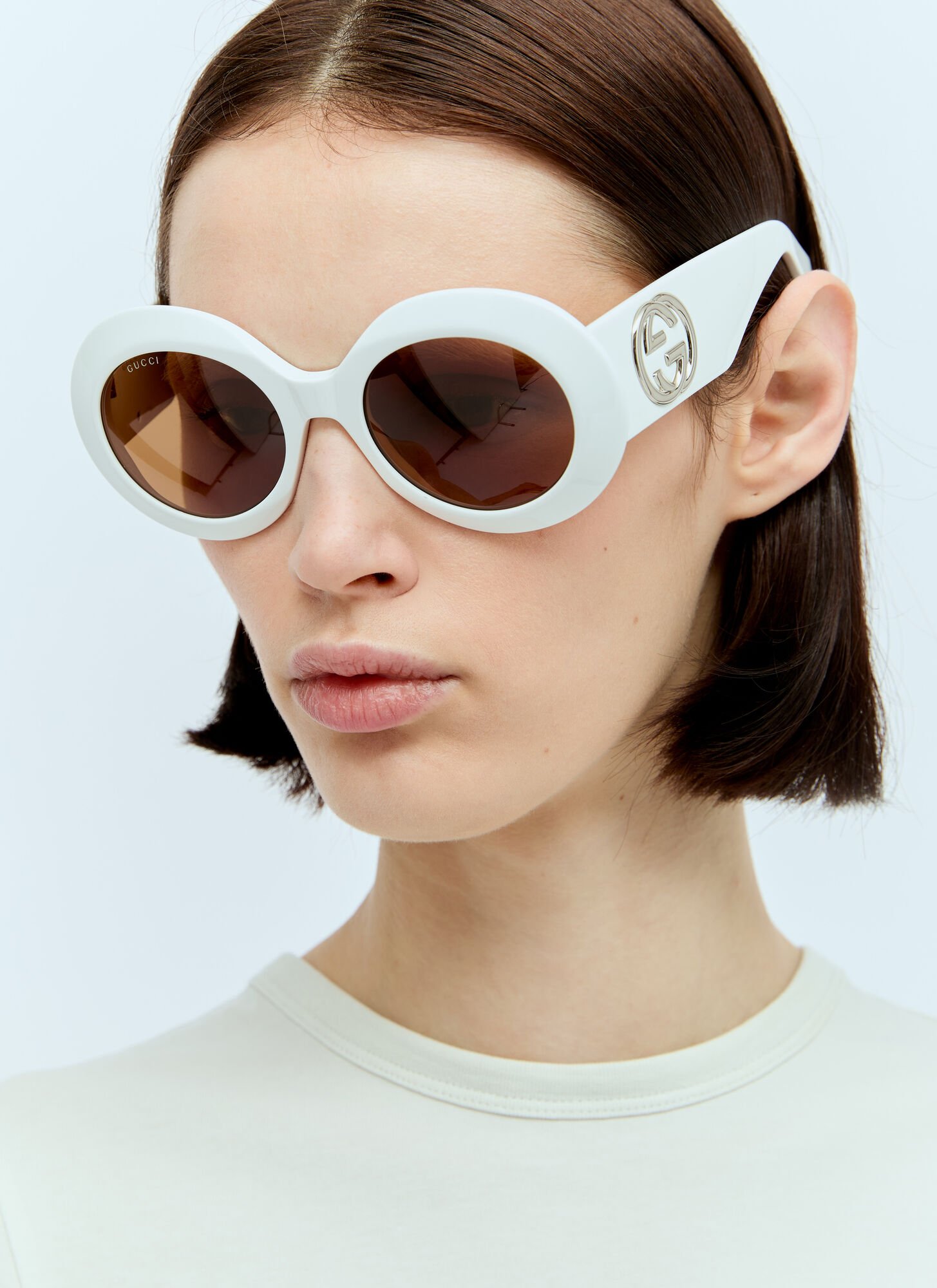 Shop Gucci Round-frame Sunglasses In White