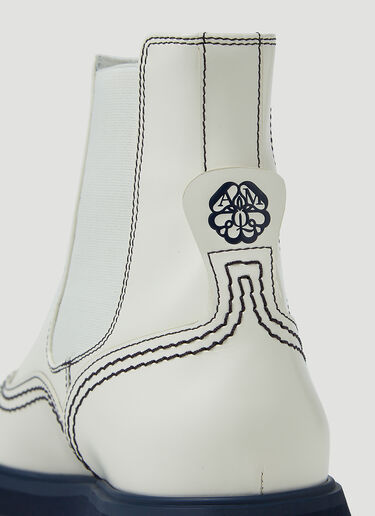 Alexander McQueen Wander Chelsea Boots White amq0247099