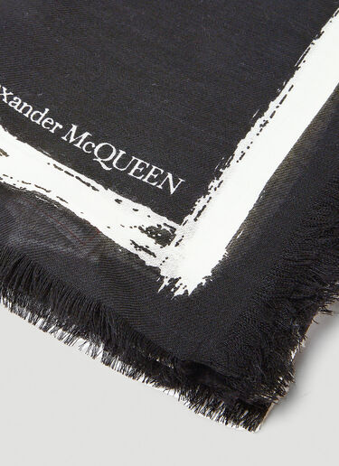 Alexander McQueen グラフィティ ボーダースカーフ ブラック amq0249065