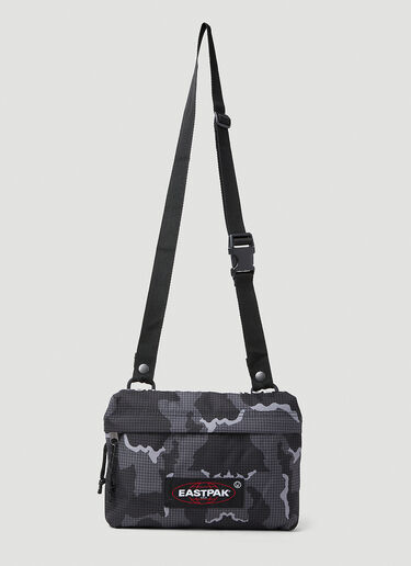 Eastpak x UNDERCOVER Camouflage Crossbody Bag Black une0152006