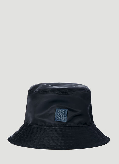 Raf Simons x Fred Perry ロゴパッチ バケットハット ホワイト rsf0152005