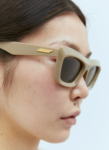 Bottega Veneta Classic Cat Eye Sunglasses Brown bos0255002