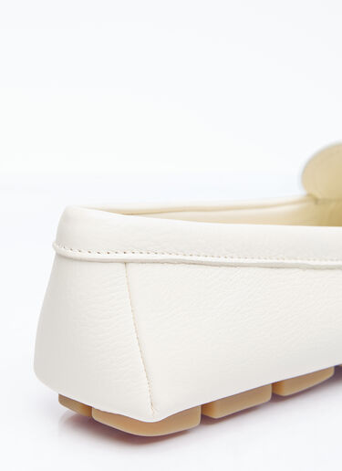 Prada Driver Leather Loafers Beige pra0256018