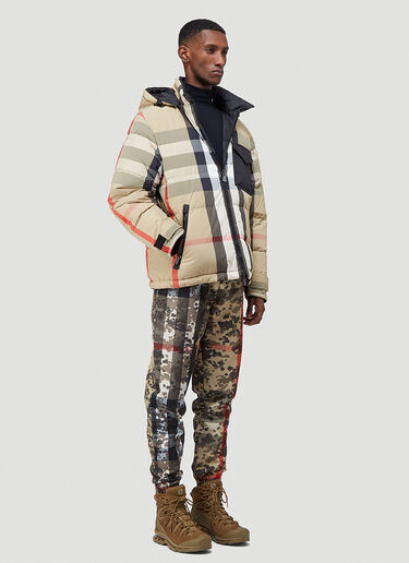 Rutland Reversible Down Jacket Burberry Rutland Reversible Down Jacket Beige bur0153003