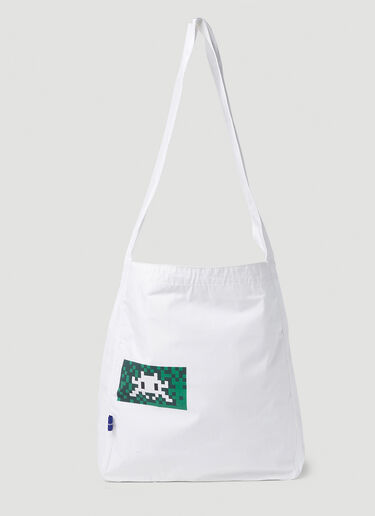 Invader Print Tote Bag Comme des Garçons SHIRT Invader Print Tote Bag White cdg0150011