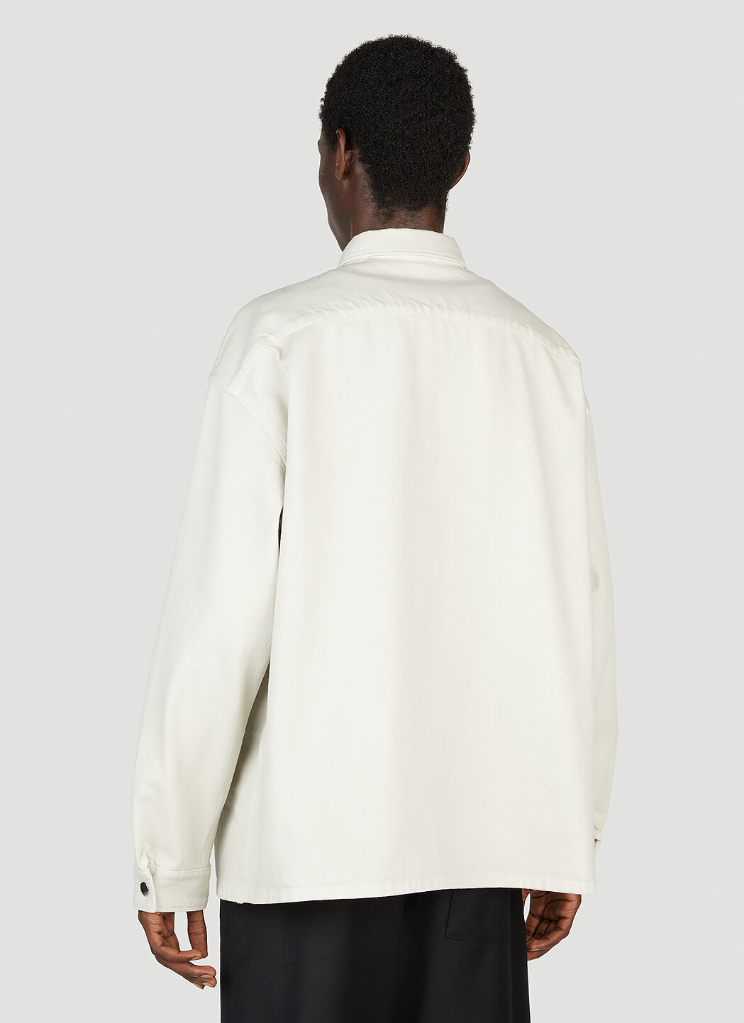 Prada Camicie Logo Plaque Shirt en Beige pour homme LN CC