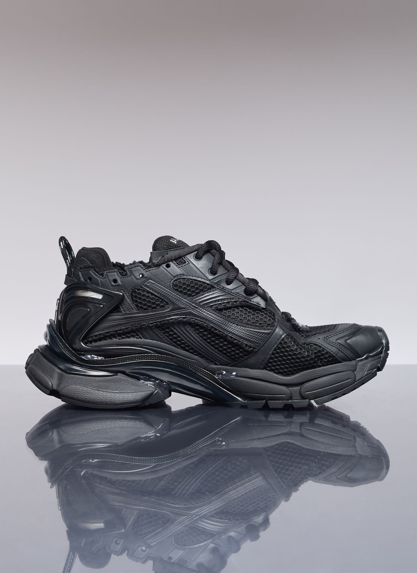 Balenciaga Futuristic Black Sneakers With Textured Overlays And Chunky Sole In Black