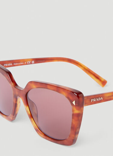 Prada Rectangular Sunglasses Brown lpr0253002