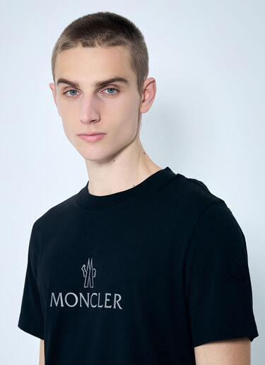 Moncler 로고 아플리케 티셔츠 블랙 mon0159039