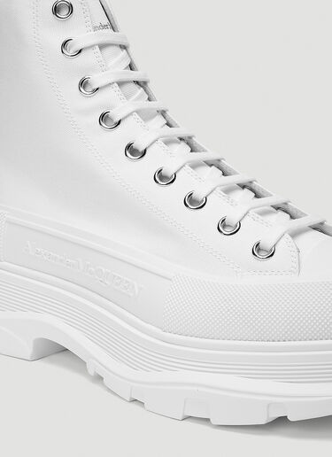 Alexander McQueen Tread Slick Boots White amq0144011