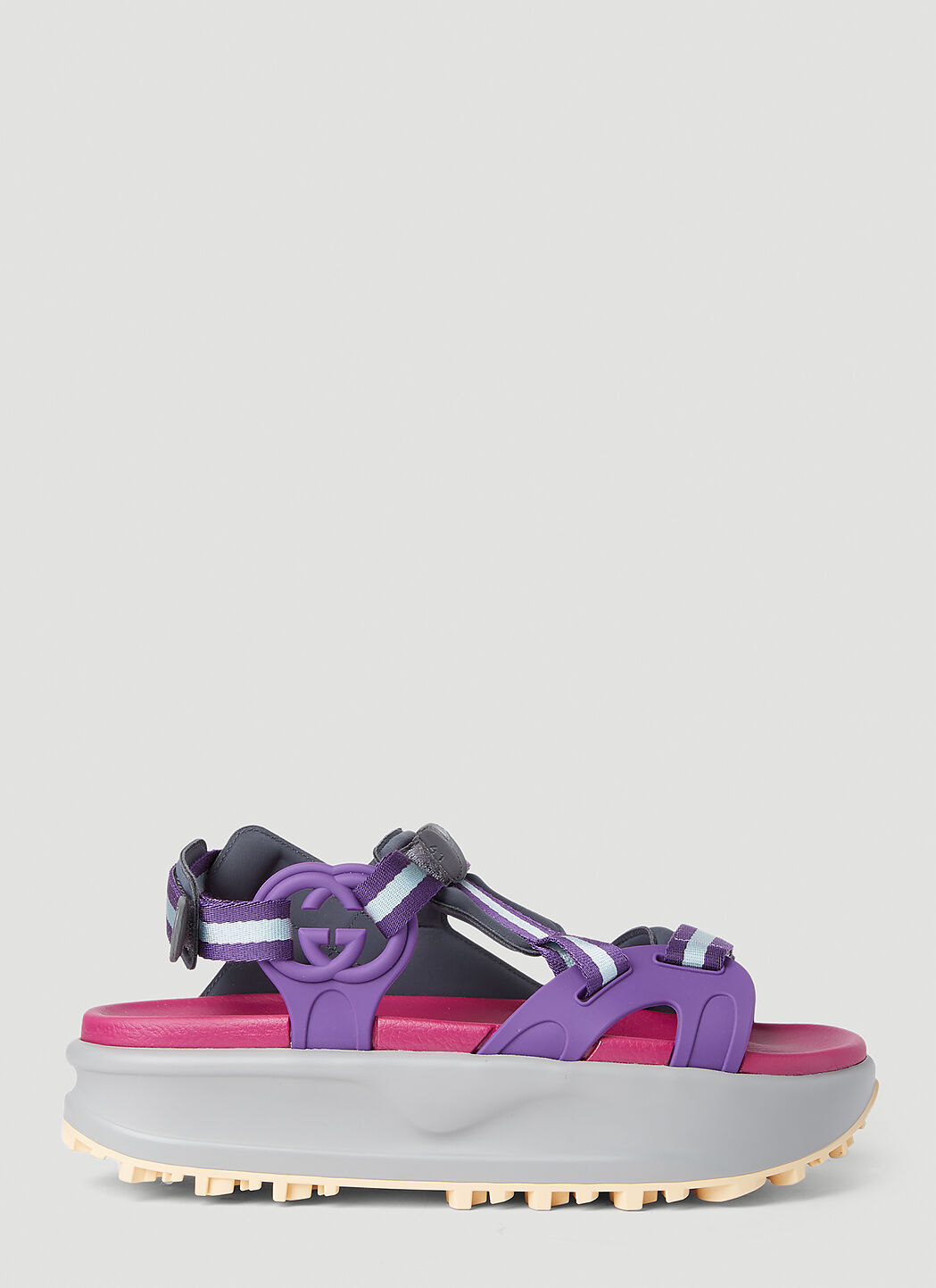 Gucci tevas shop