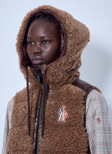 LN-CC® - Moncler Grenoble: Shearling Hooded Gilet - Beige Moncler Grenoble Shearling Hooded Gilet Beige mog0265017