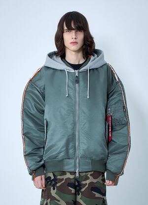 VETEMENTS Bomber Jacket with Attached Hood Green vet0164006
