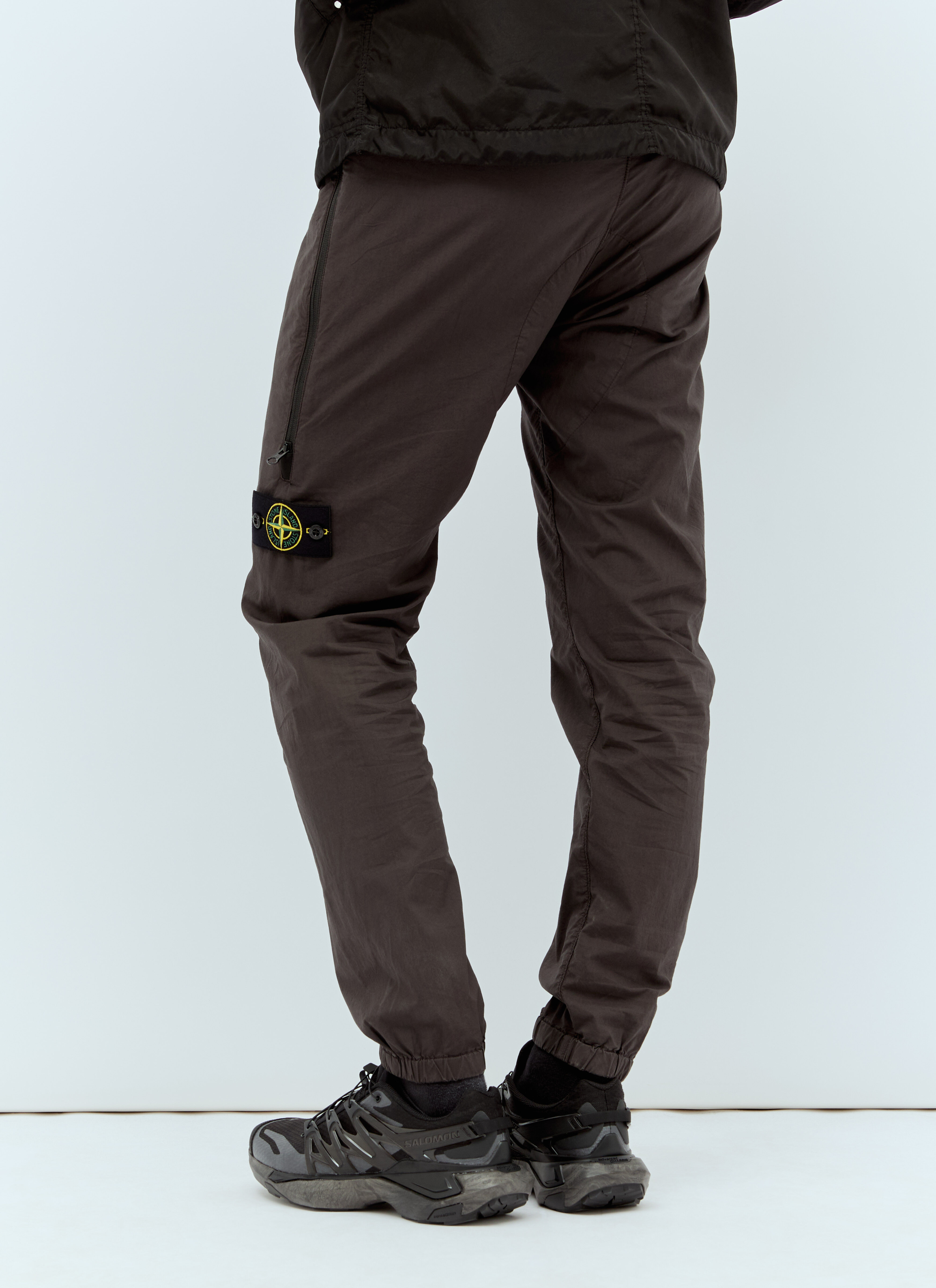 Stone Island Men s Logo Patch Tapered Track Pants in Black LN CC