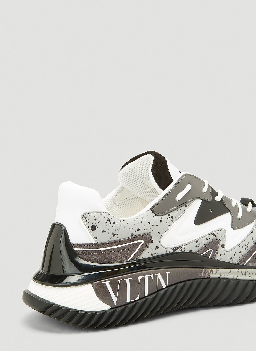 Valentino Wade Runner Sneakers in Grey LN CC