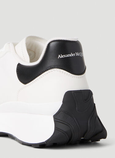 Sprint Runner Sneakers Alexander McQueen Sprint Runner Sneakers White amq0251035