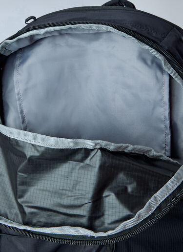 LN-CC® - Salomon: XT 25 Backpack - Black Salomon XT 25 Backpack Black sal0365041