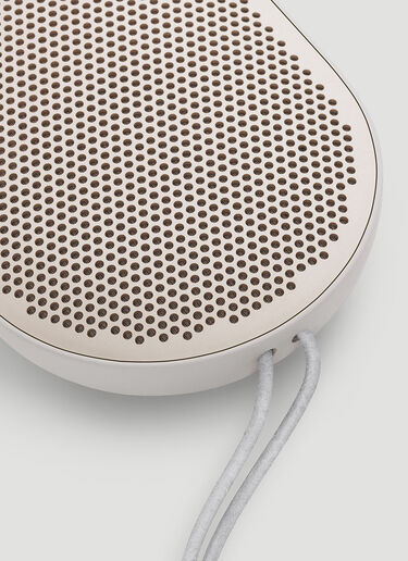 Bang & Olufsen Beoplay P2 Speaker Beige wps0640031