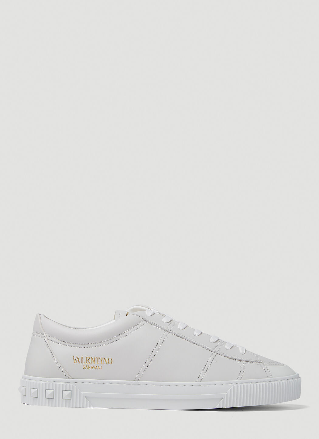 Valentino Garavani White Star Rockstud Sneakers Valentino Garavani