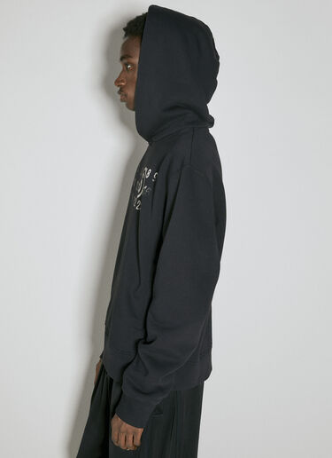 ディストレス加工のロゴプリントスウェットシャツ MM6 Maison Margiela ディストレス加工のロゴプリントスウェットシャツ ブラック mmm0154004