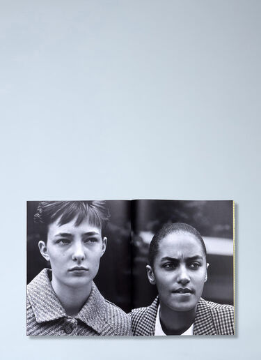 Antenne Books Hot And Cool Magazine Issue 14 Black ane0558005