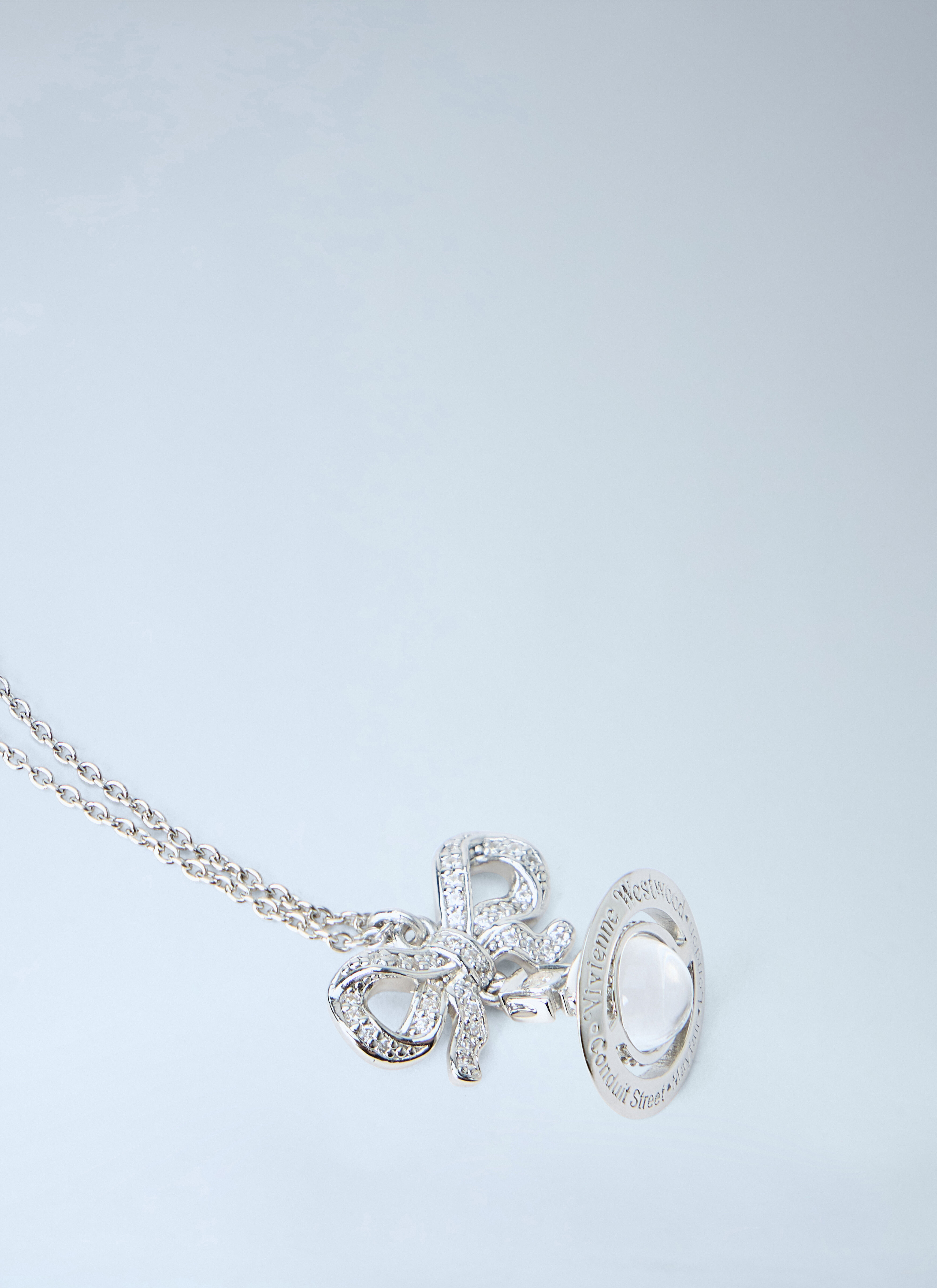 Vivienne Westwood Women's' Octavie Pendant in Silver | LN-CC®