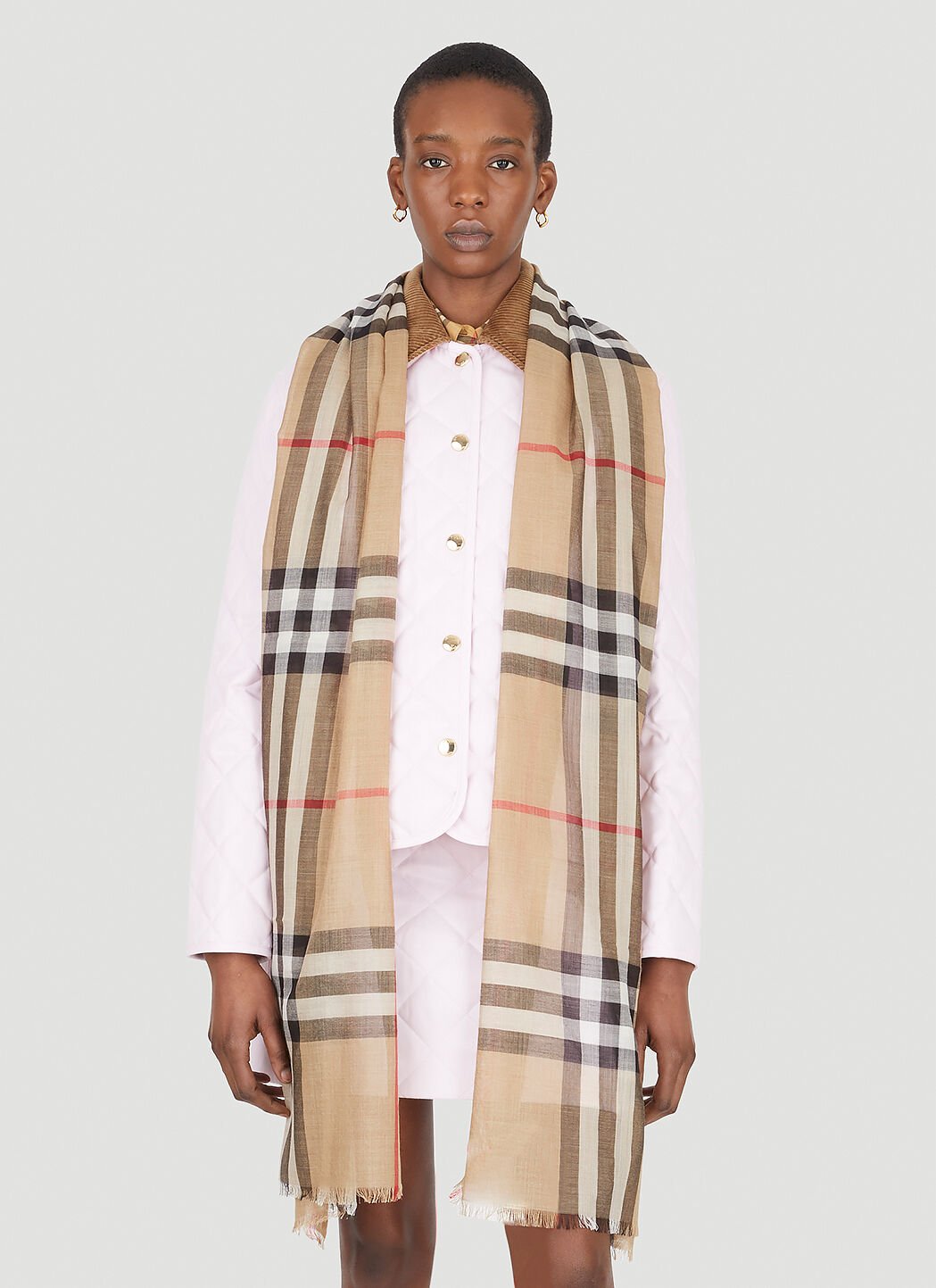 Burberry オーバーサイズ チェックスカーフ の ベージュ | LN-CC®