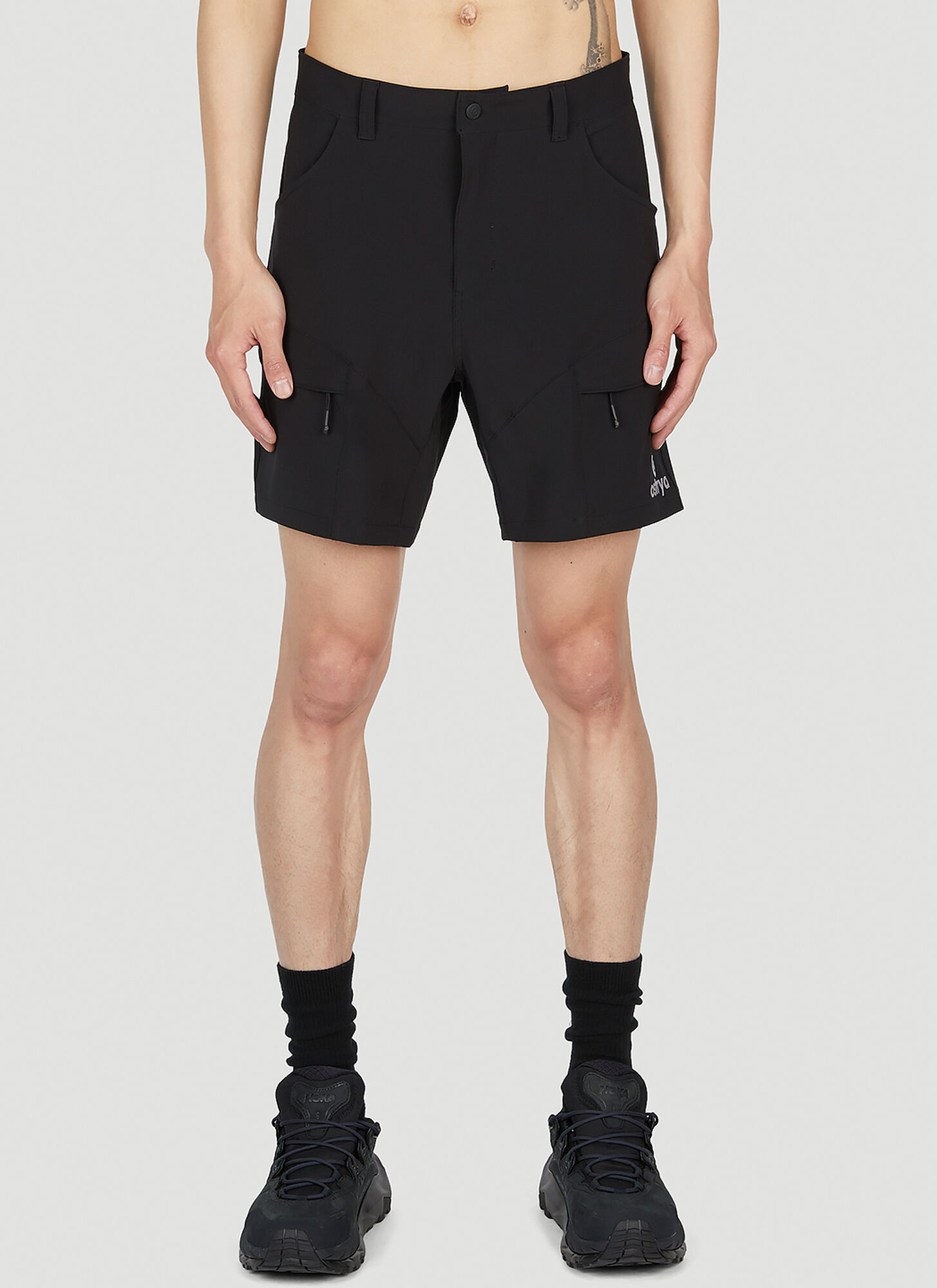 Ostrya Yarrow Hiking Shorts In Black