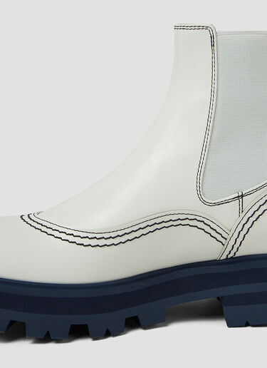 Alexander McQueen Wander Chelsea Boots White amq0247099