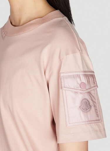 Moncler Logo Pocket T-Shirt Pink mon0249018