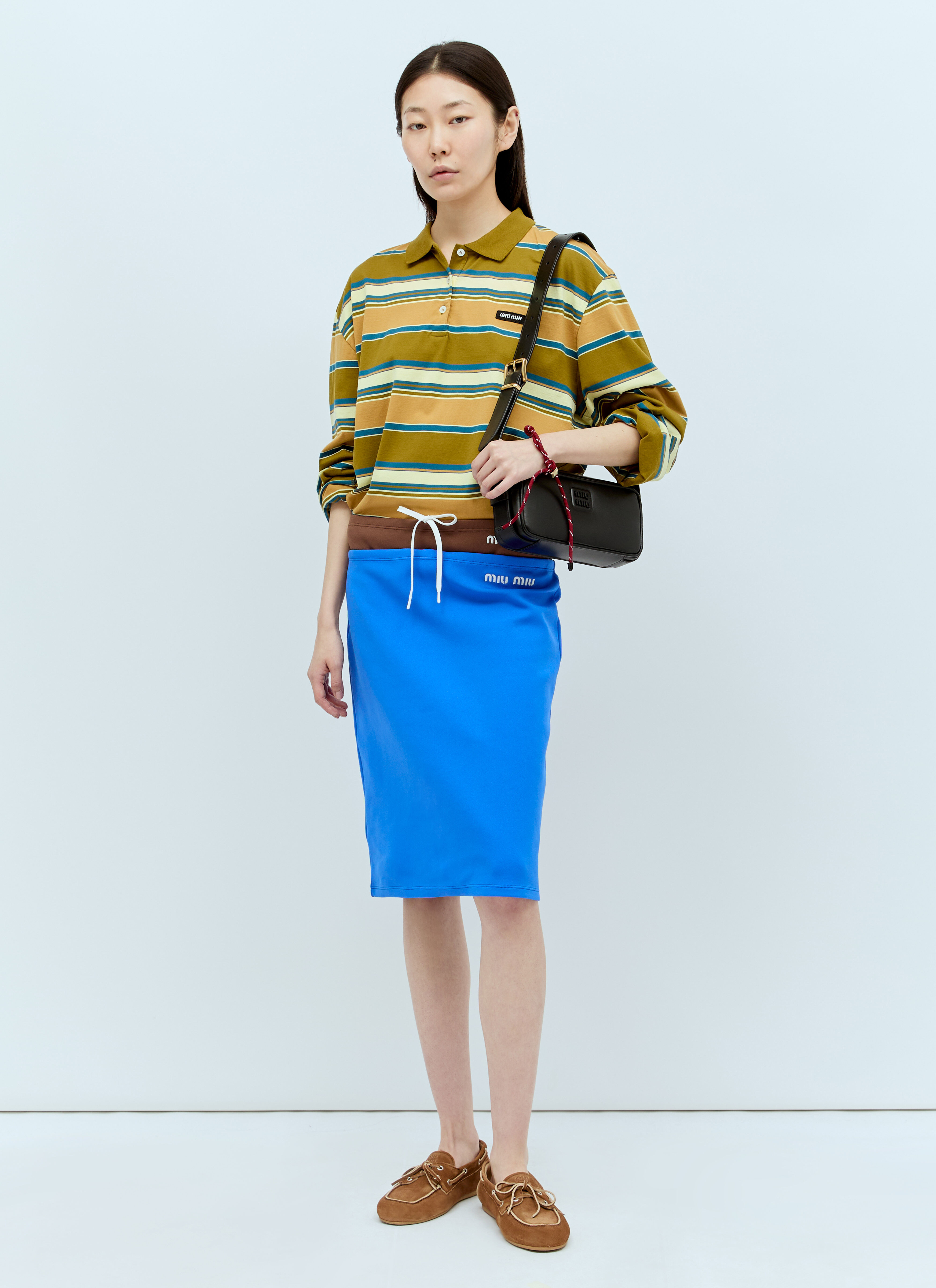 miu0256037_blu_02.jpg?sw=375&