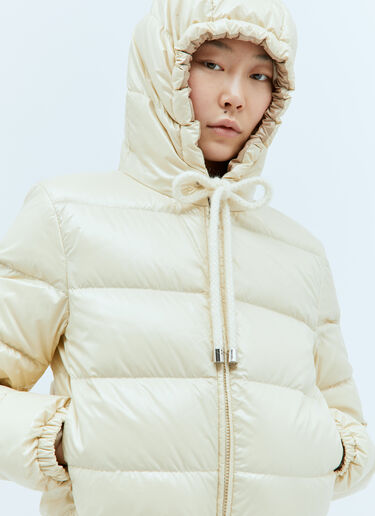 Moncler 바야르 쇼트 다운 재킷 베이지 mon0258004