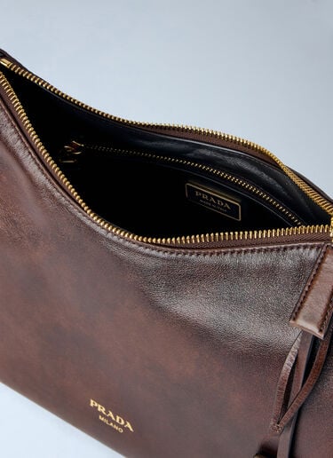 LN-CC® - Prada: Aimée Medium Leather Shoulder Bag - Brown Prada Aimée Medium Leather Shoulder Bag Brown pra0266004