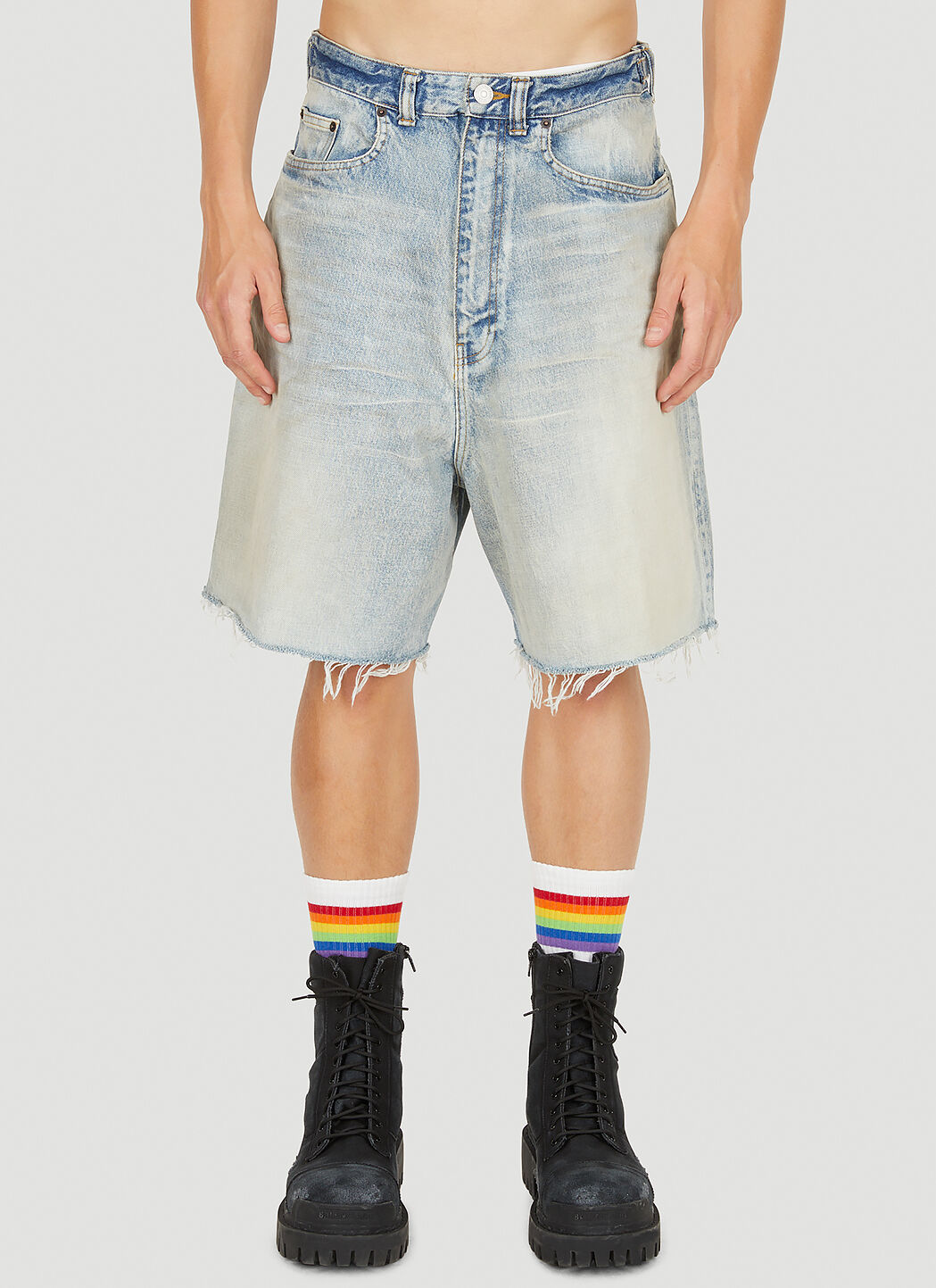 Balenciaga shorts shop