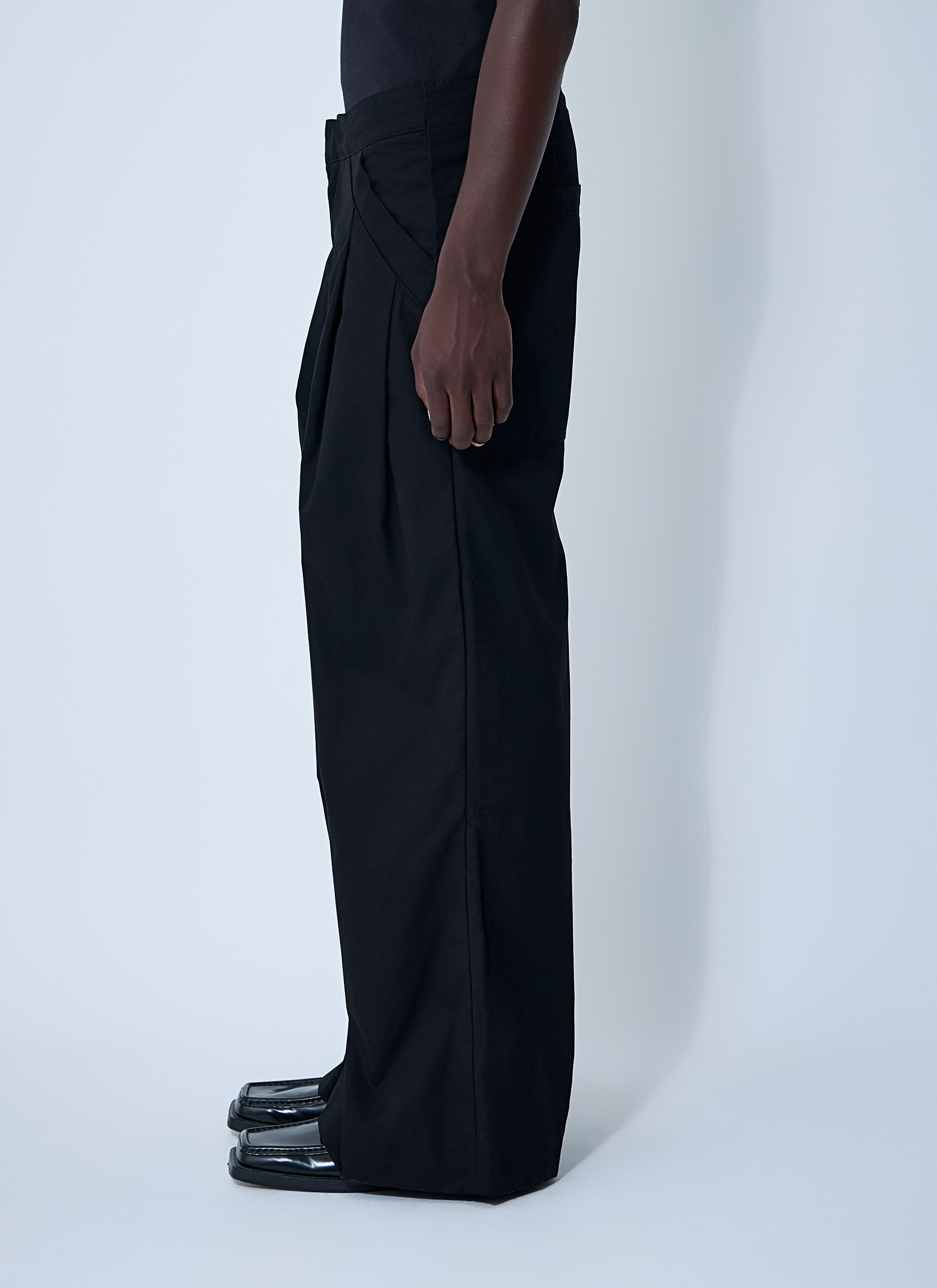 Entire Studios Men's' Wares Pleated Pants in Black | LN-CC®