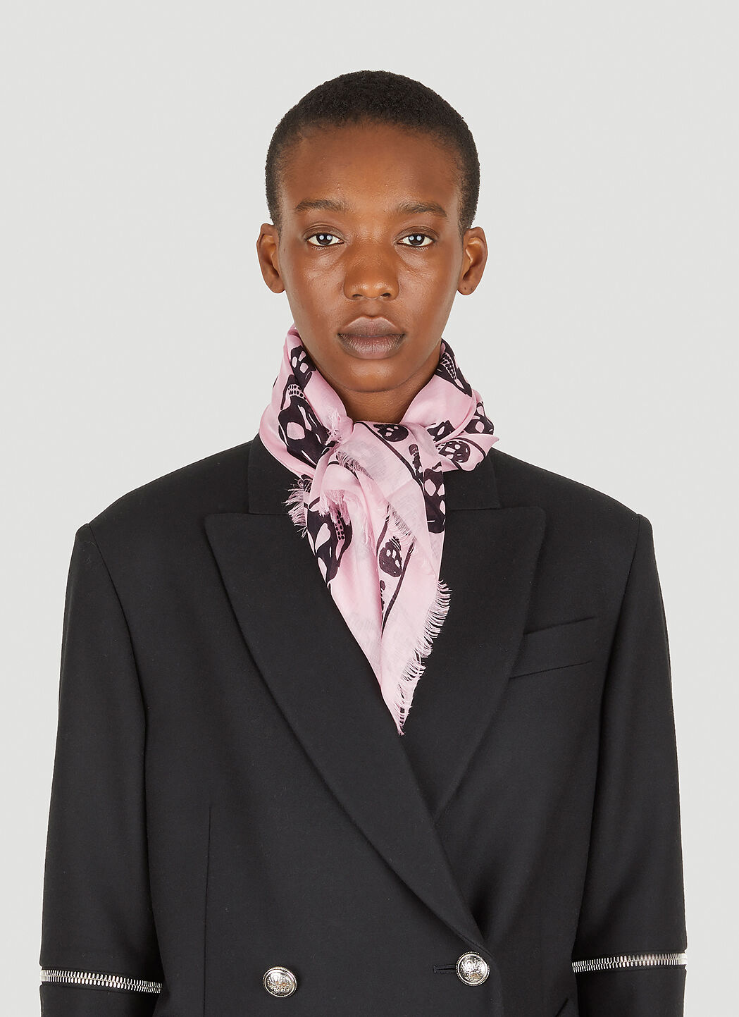 Mcqueen online skull scarves