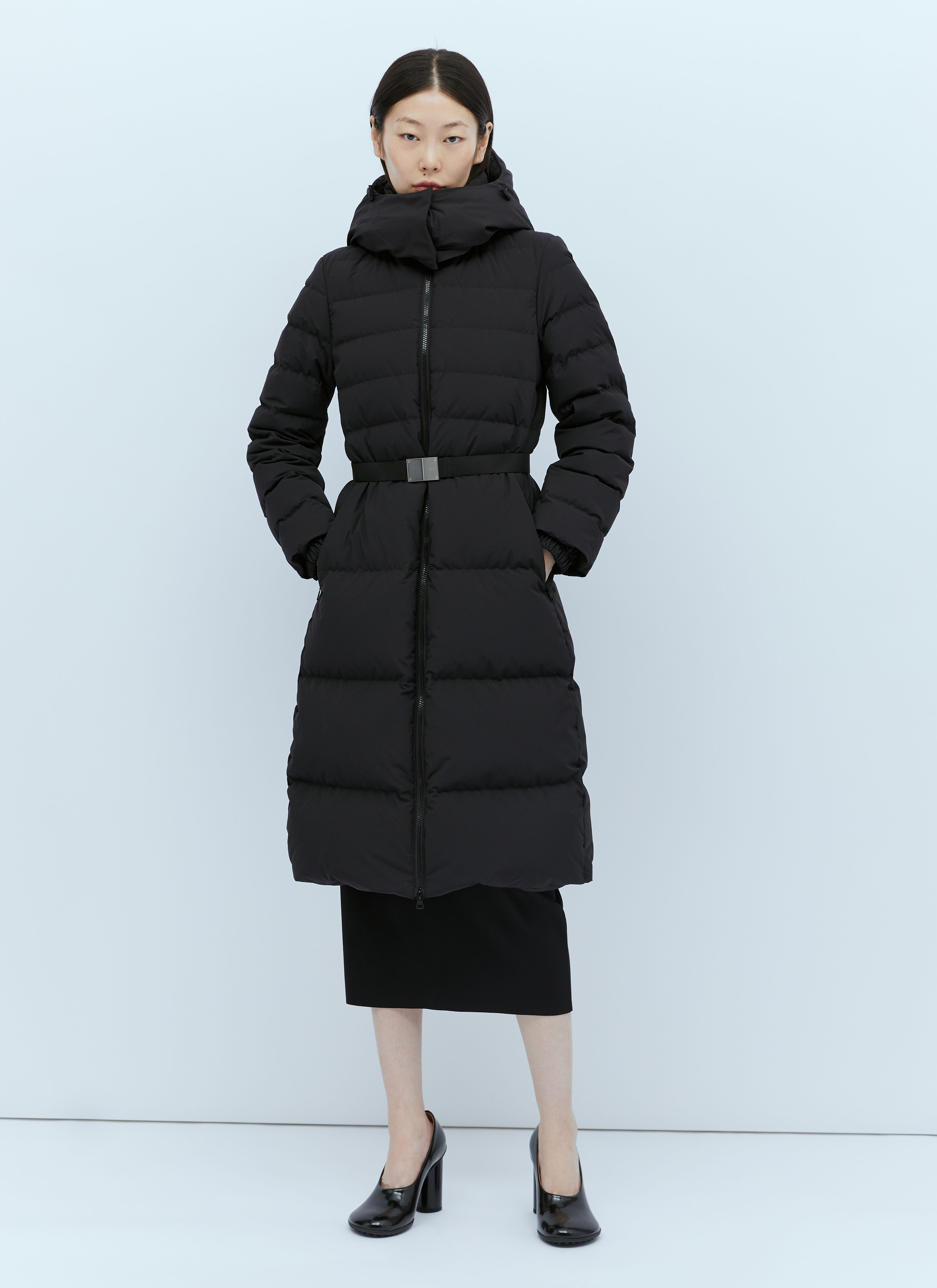 Burberry Women s Burniston Padded Coat in Black LN CC