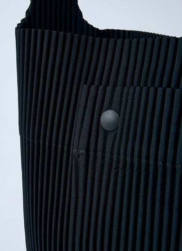 Homme Plissé Issey Miyake Utility Shoulder Bag Black hmp0160011