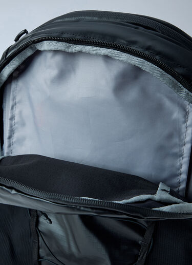LN-CC® - Salomon: XT 15 OG Backpack - Black Salomon XT 15 OG Backpack Black sal0365039