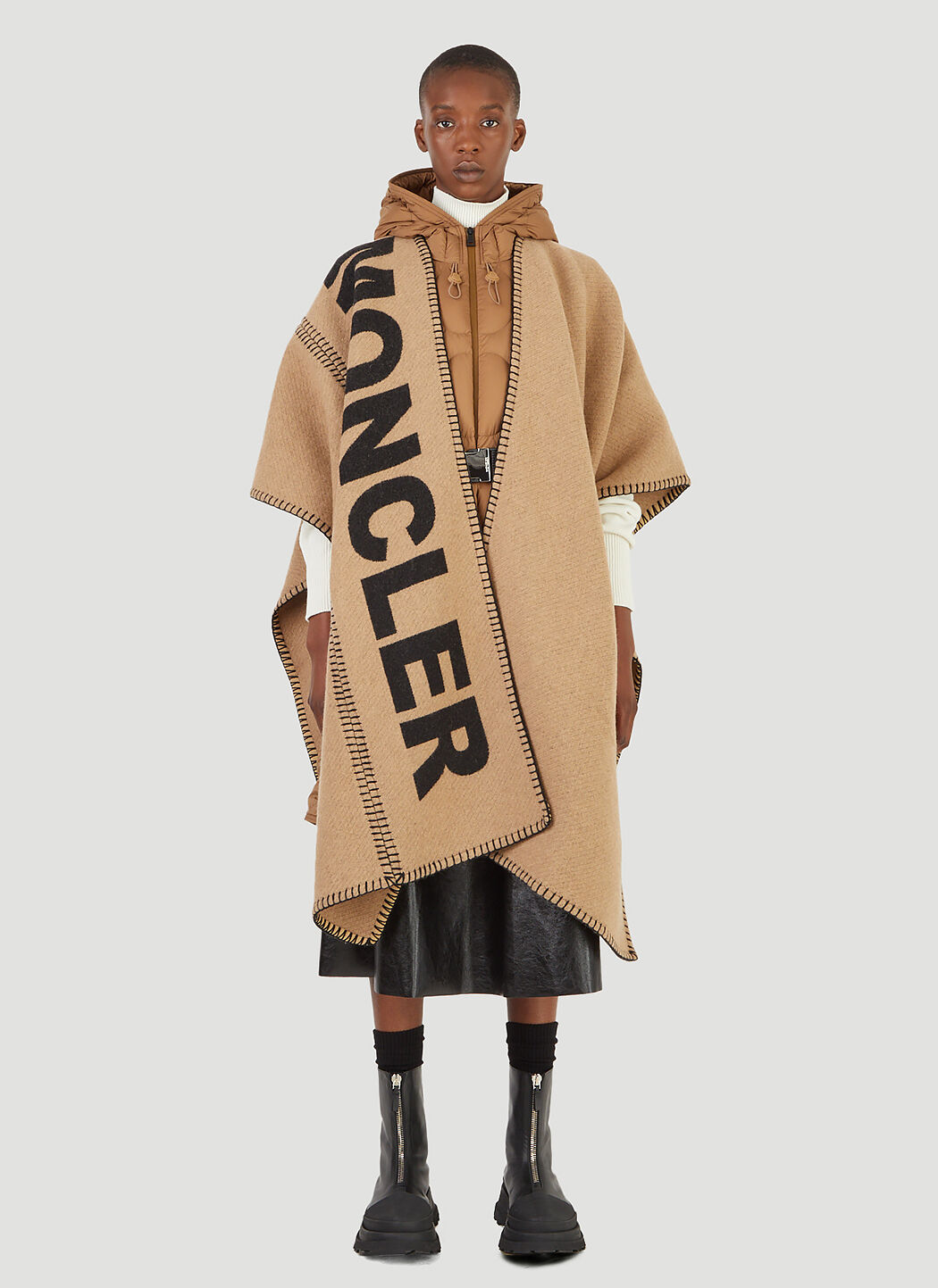 Moncler mantella cheap