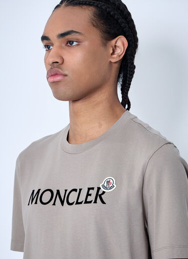 Moncler Logo Motif T-Shirt Beige mon0160023