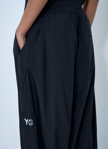 Raw Edge 3 Stripes Nylon Shell Pants Y-3 Raw Edge 3 Stripes Nylon Shell Pants Black yyy0364013