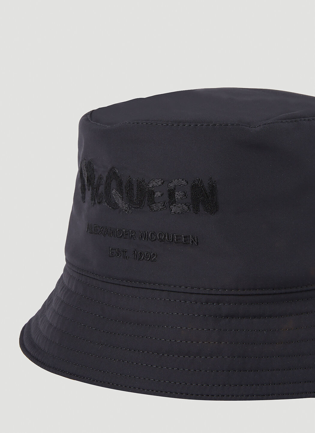 Alexander mcqueen bucket hat outlet