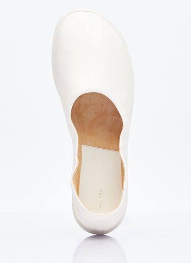 The Row Leather Canal Flats Beige row0253058