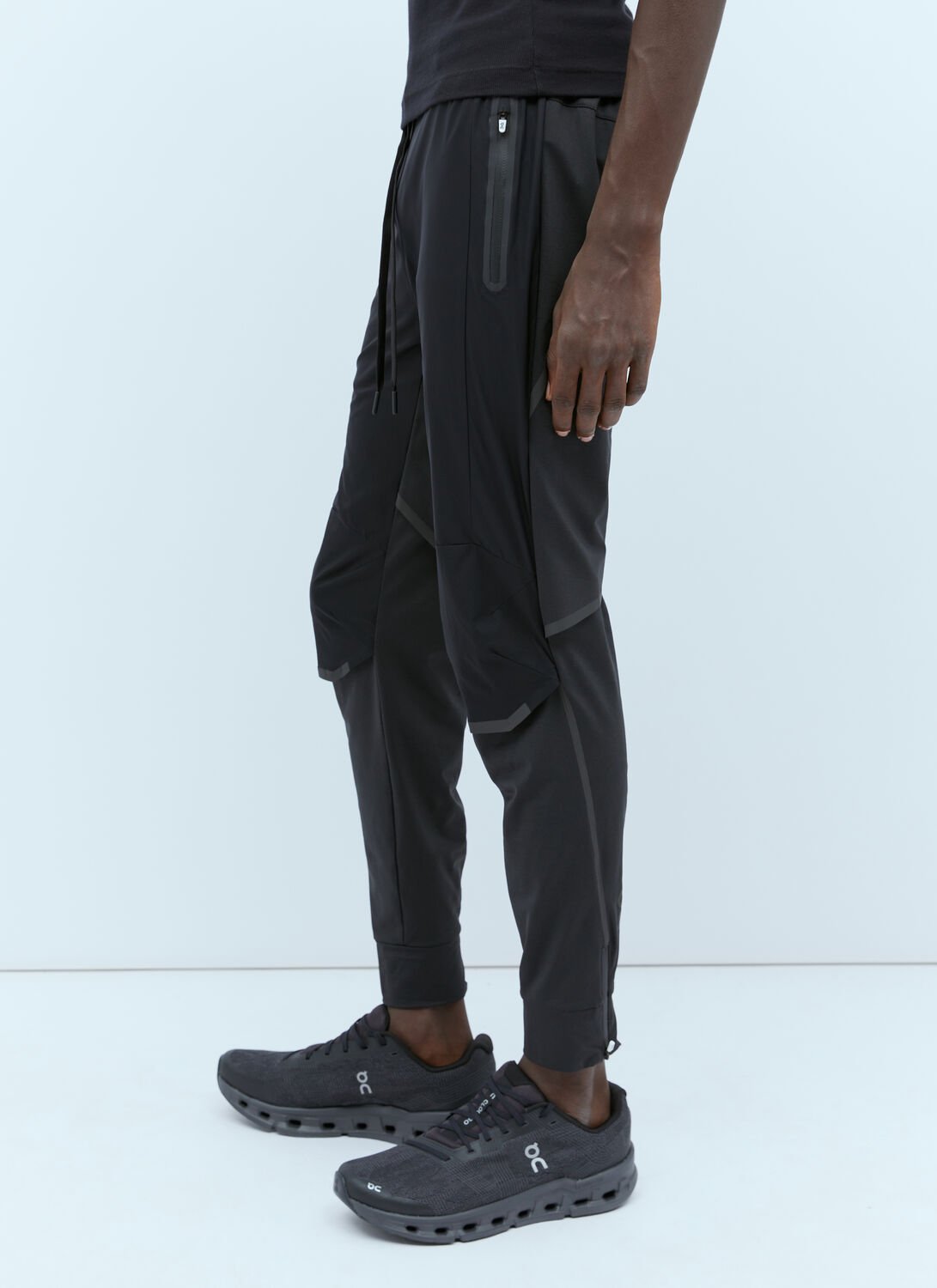 On Track Pant In Black