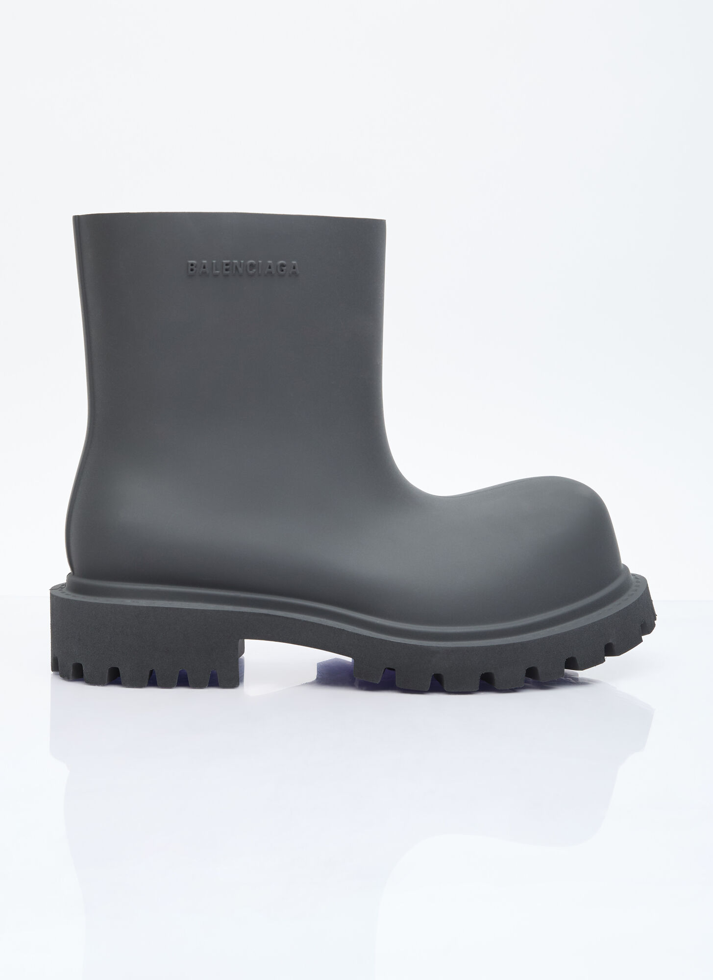 Shop Balenciaga Steroid Boots In Grey